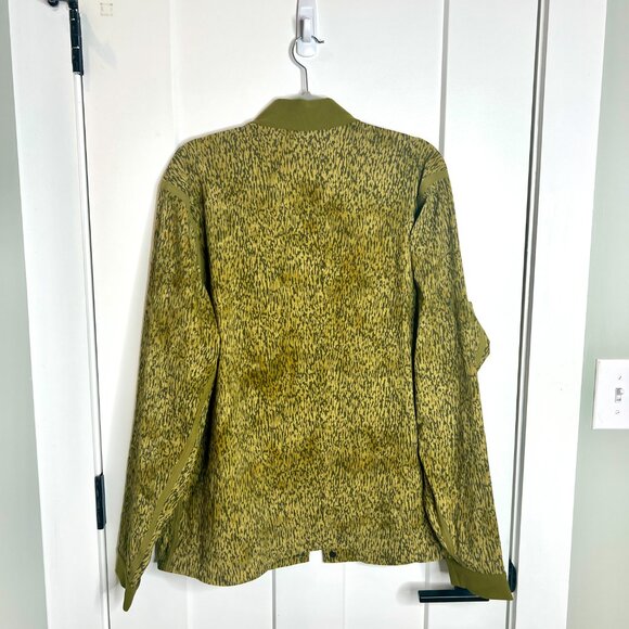 Lululemon Lab Snapdown Jacket Batik Animal TieDye Print Bomber Shirt Jacket L - Picture 6 of 6